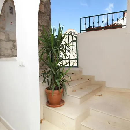 With Wifi Zrnovo, Korcula - 9214 Апартаменты *