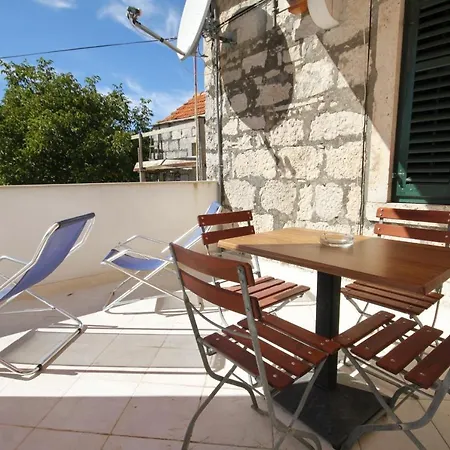 Апартаменты With Wifi Zrnovo, Korcula - 9214 *