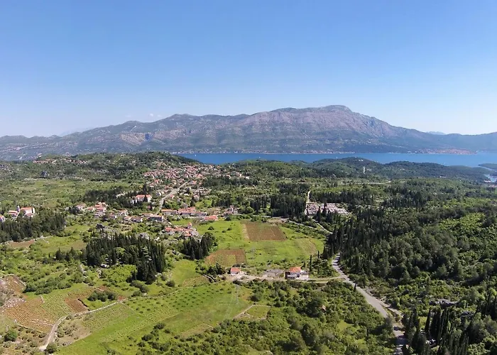 Apartamento With Wifi Zrnovo, Korcula - 9214 Zrnovo